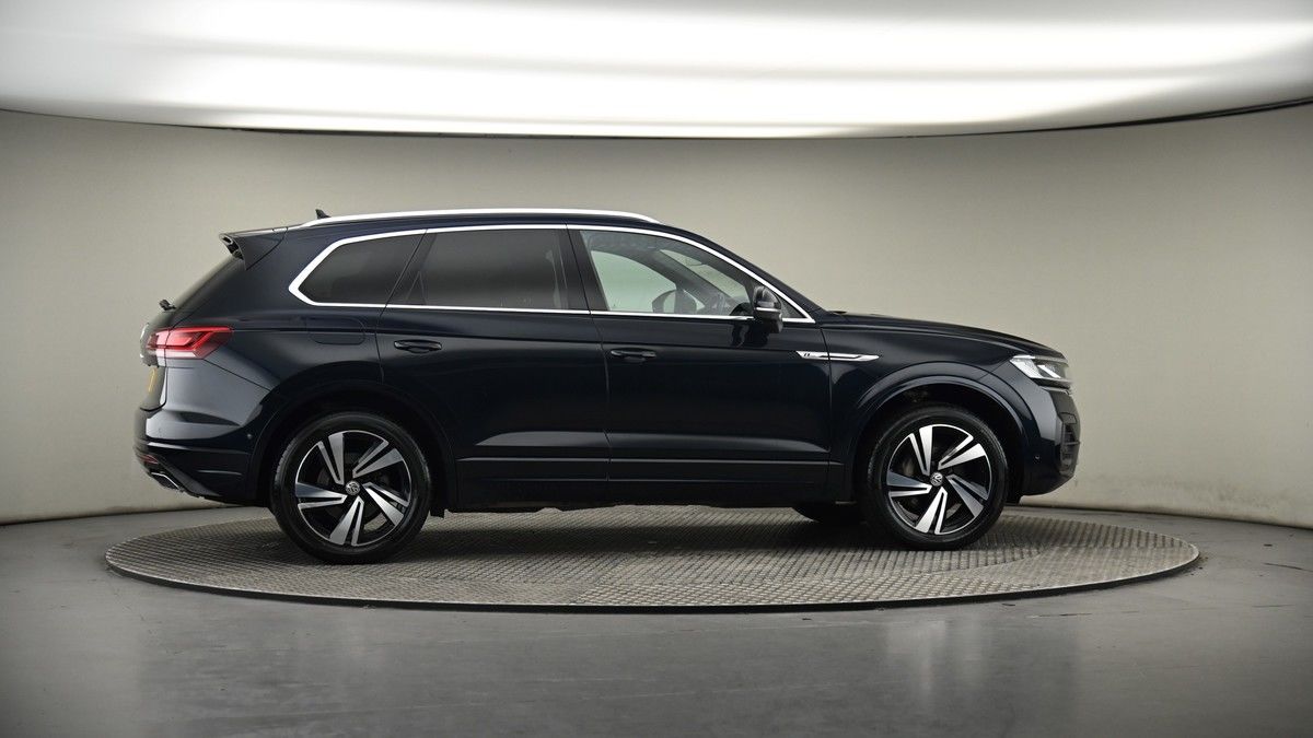 More views of Volkswagen Touareg