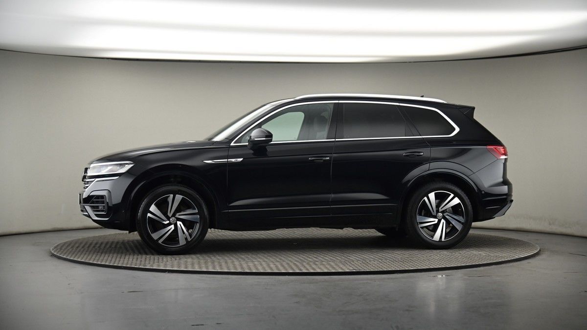 More views of Volkswagen Touareg