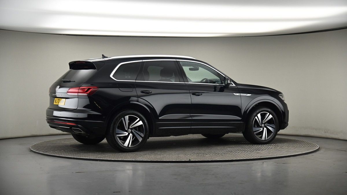 More views of Volkswagen Touareg