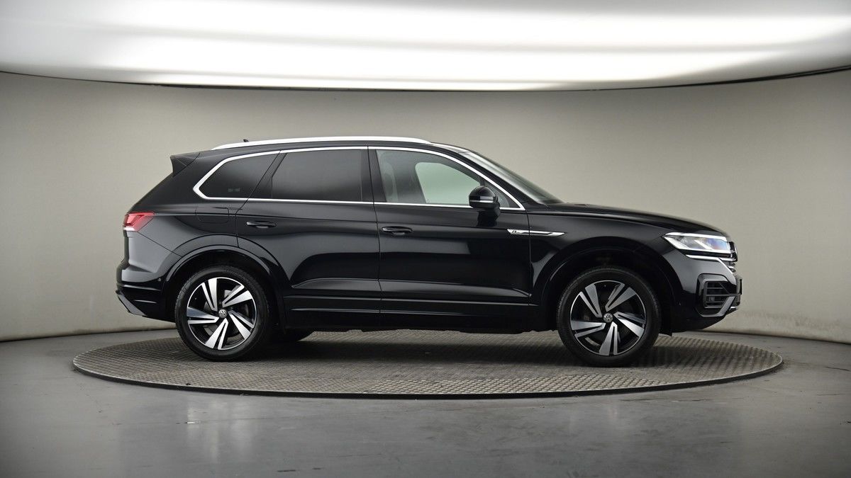 More views of Volkswagen Touareg