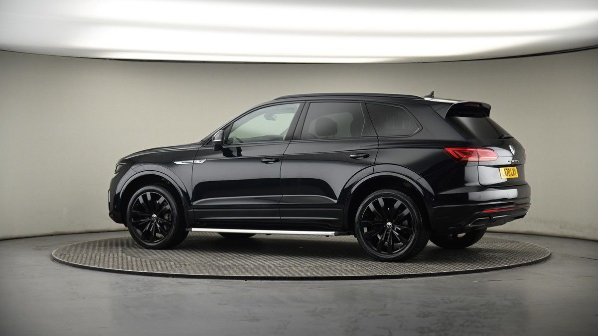 More views of Volkswagen Touareg