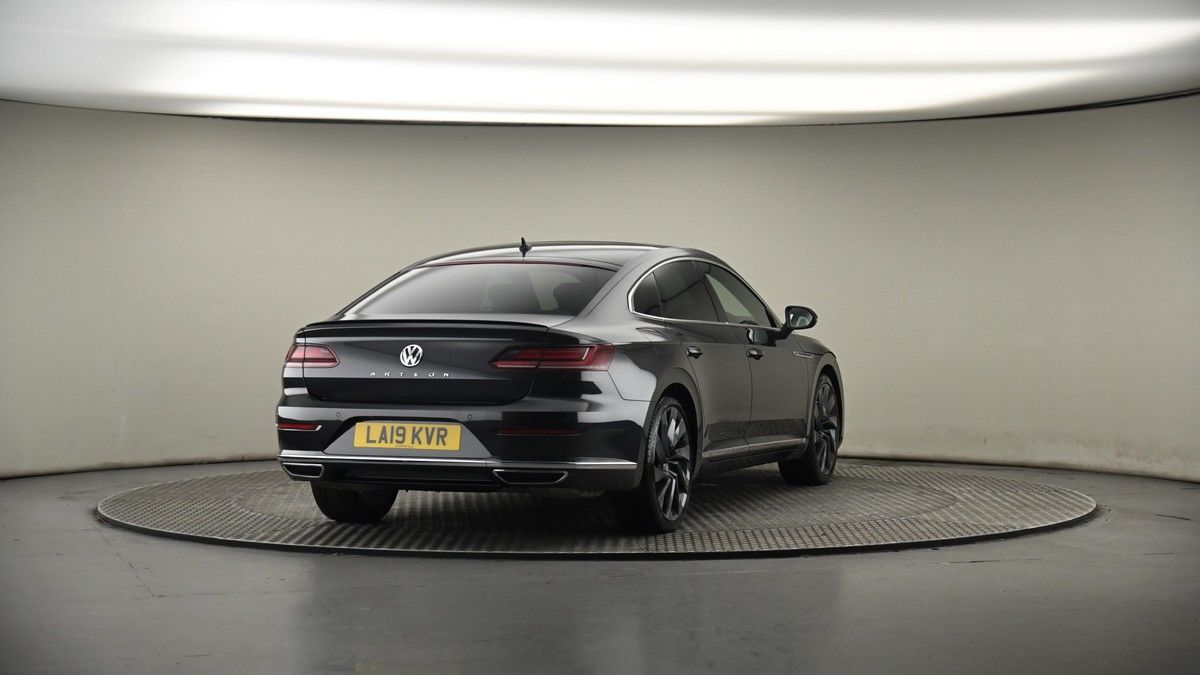 More views of Volkswagen Arteon