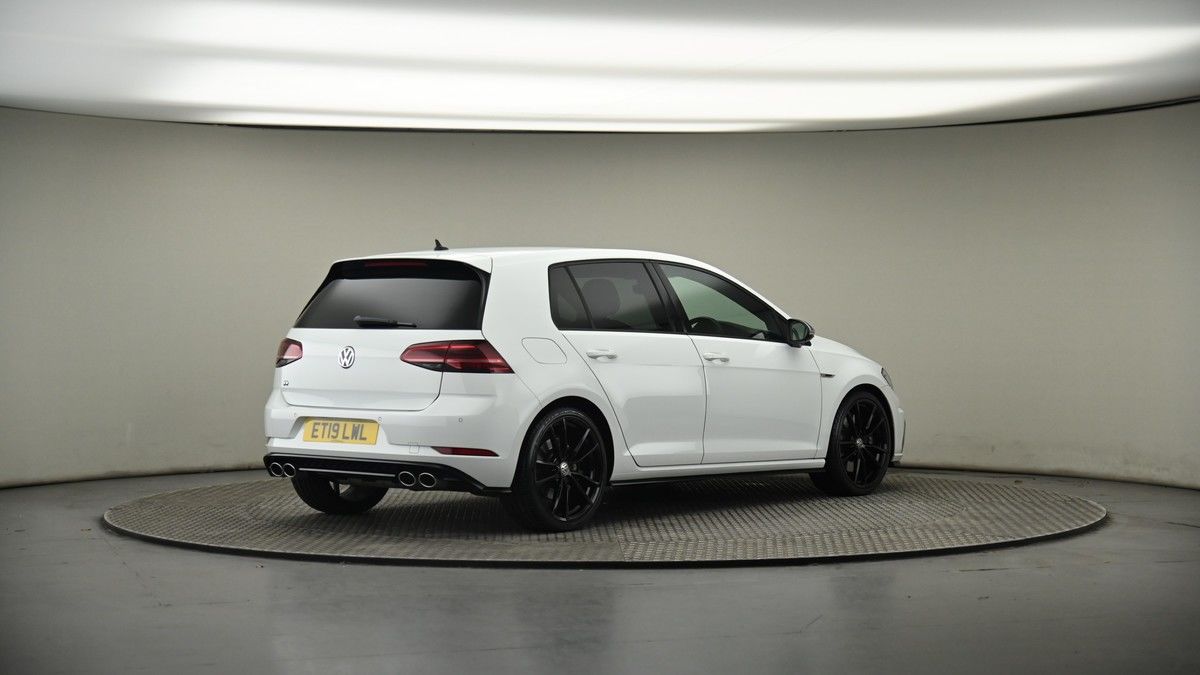 Volkswagen Golf Image 7