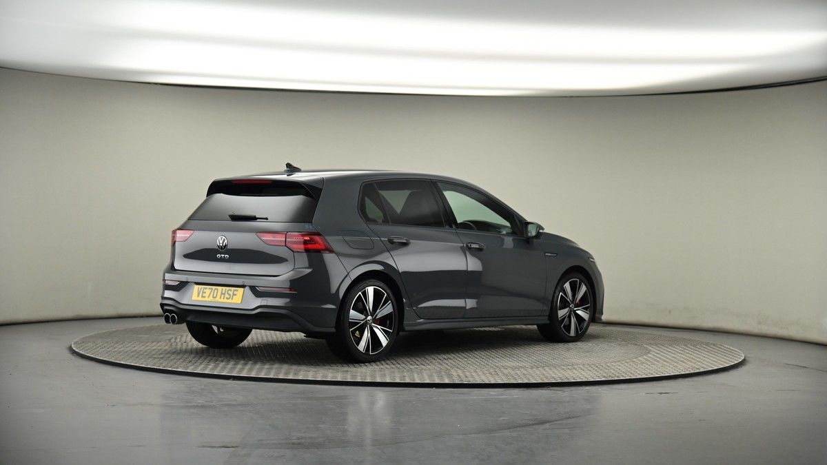 Volkswagen Golf Image 6