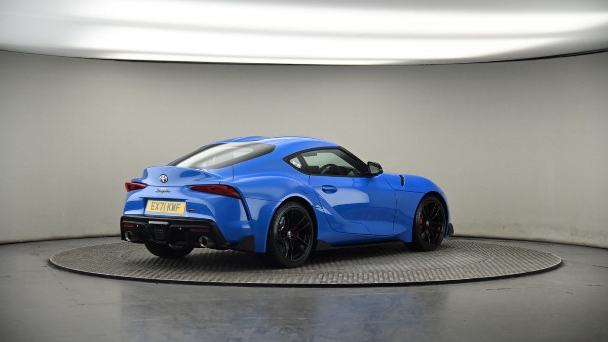 Toyota Supra Image 7