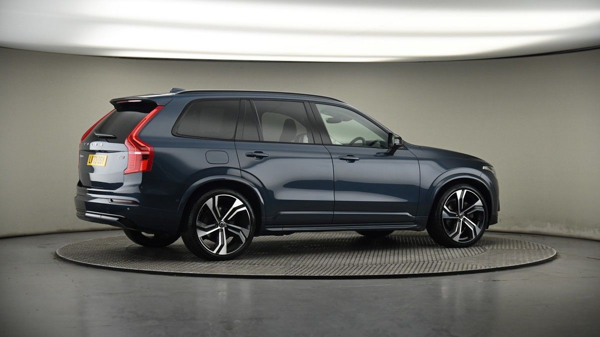 More views of Volvo XC90