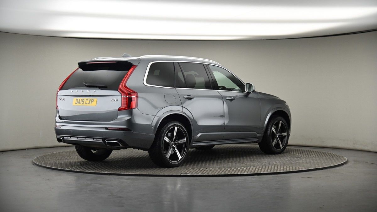 More views of Volvo XC90