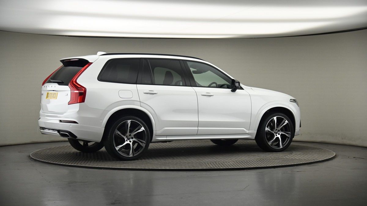 More views of Volvo XC90