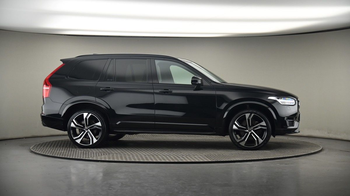 More views of Volvo XC90