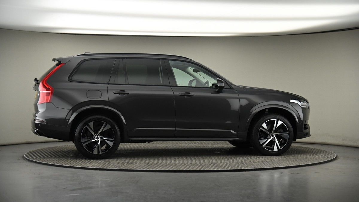 More views of Volvo XC90