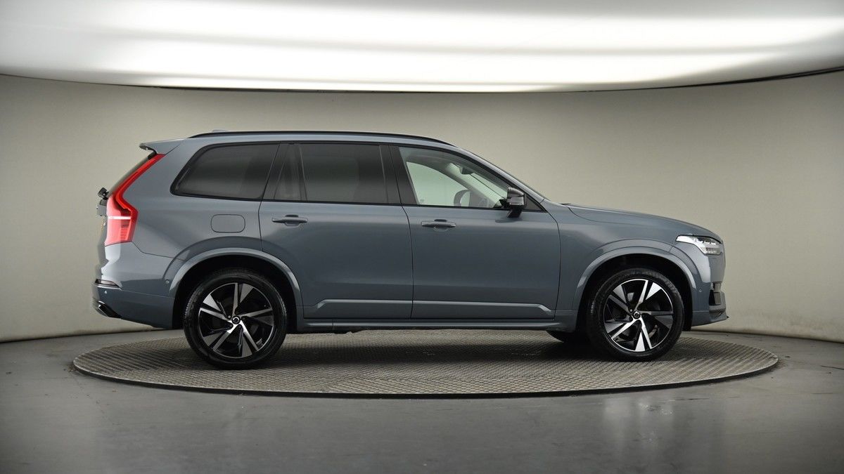 More views of Volvo XC90