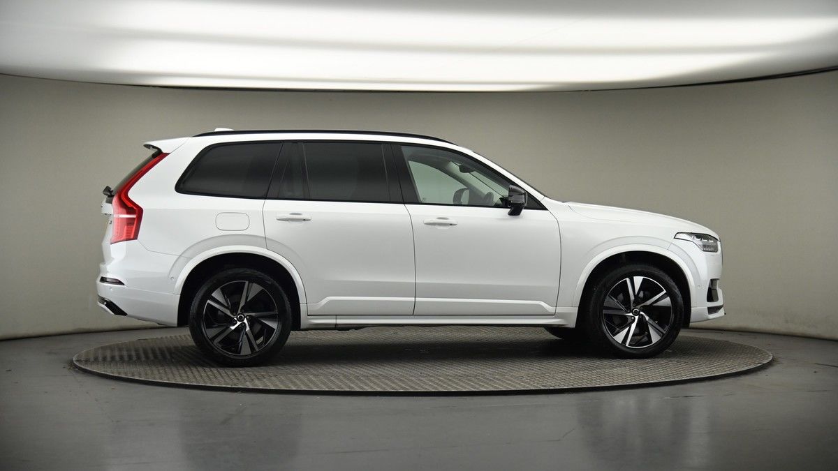 More views of Volvo XC90