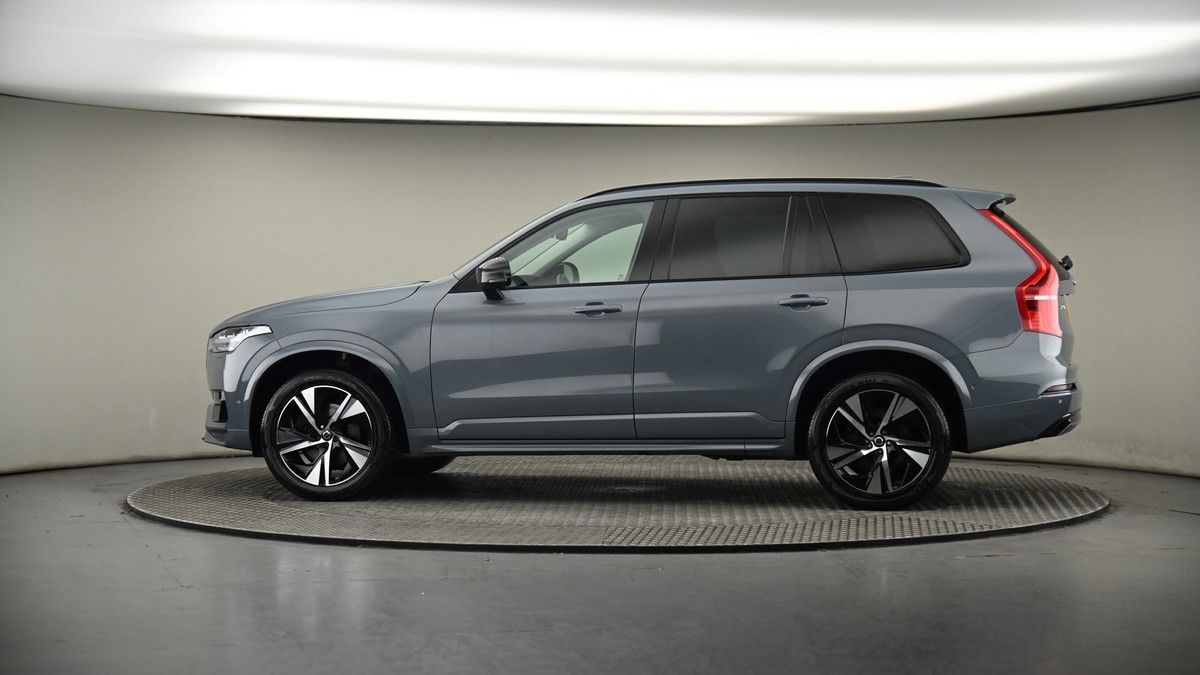 More views of Volvo XC90