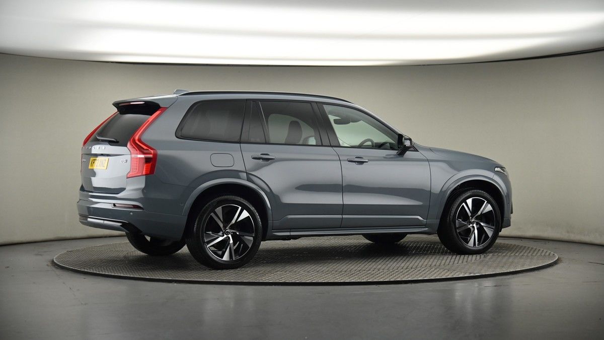 More views of Volvo XC90