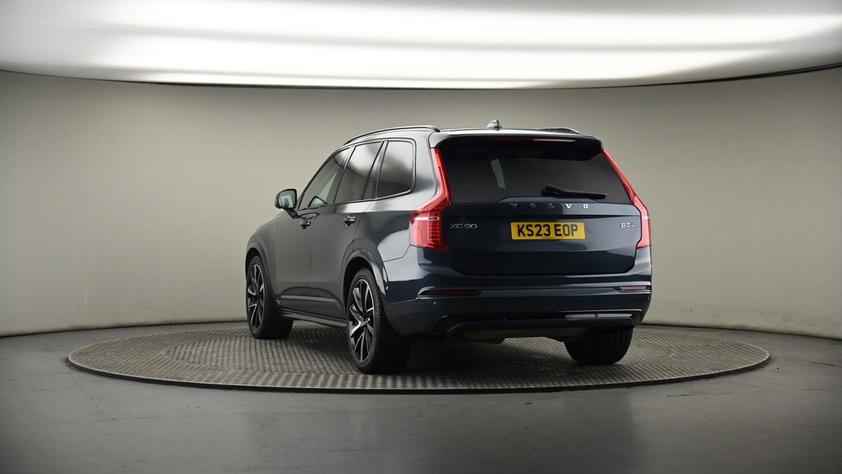 More views of Volvo XC90