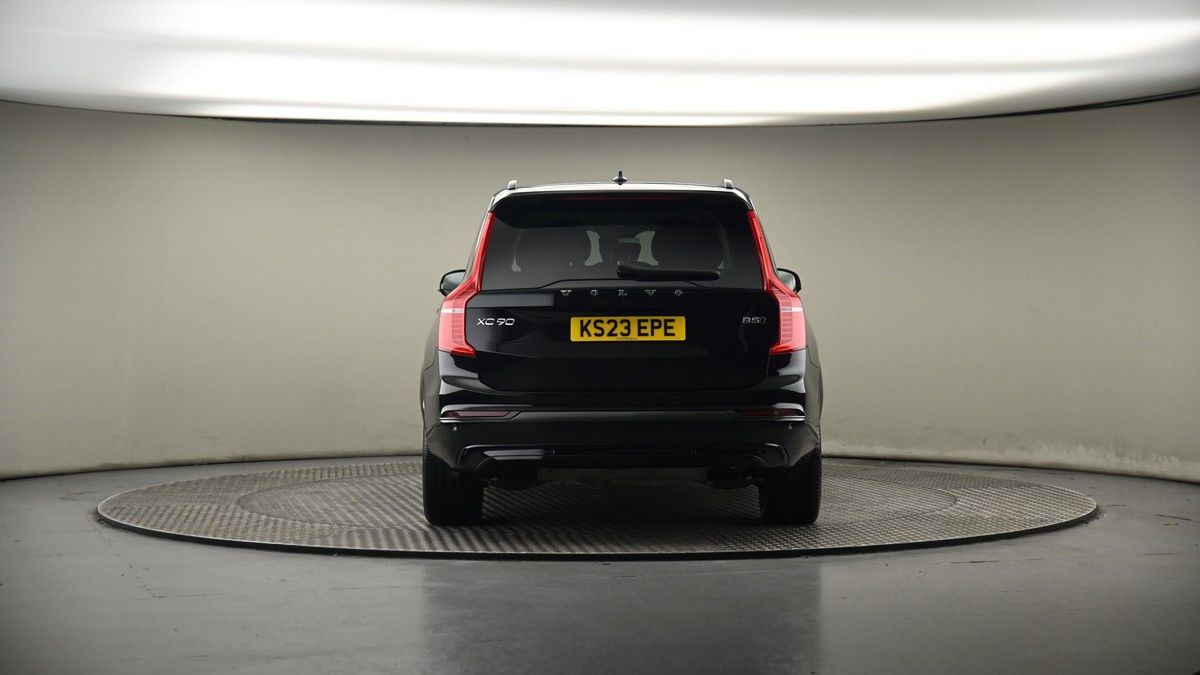 More views of Volvo XC90