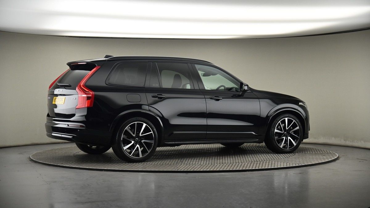 More views of Volvo XC90