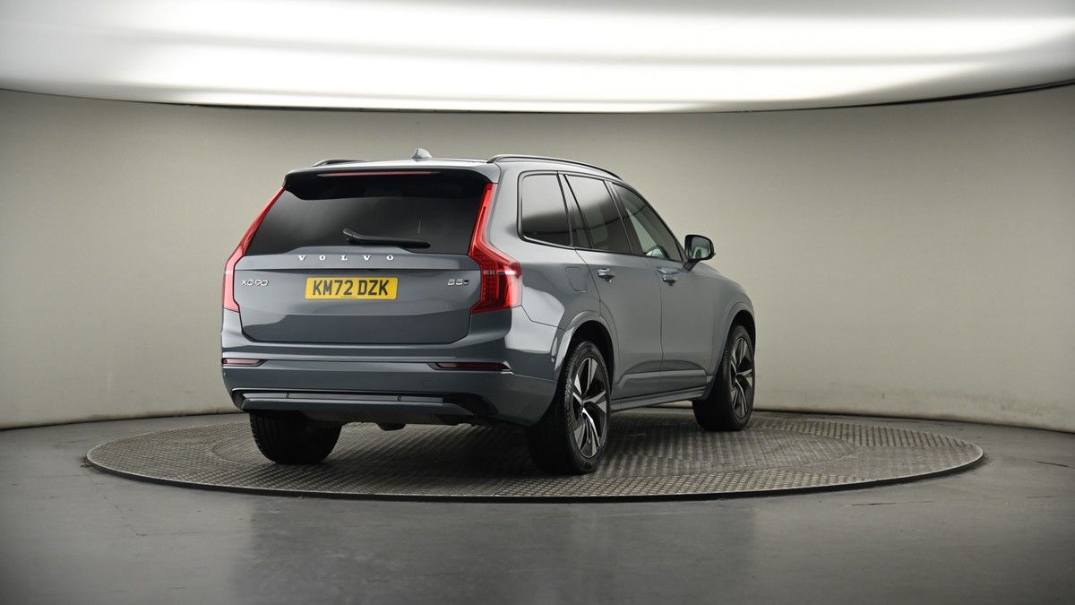 More views of Volvo XC90