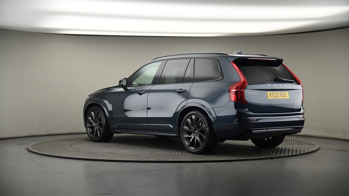 More views of Volvo XC90