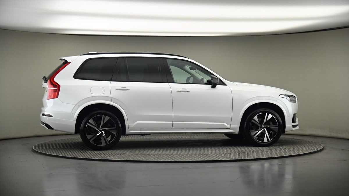 More views of Volvo XC90