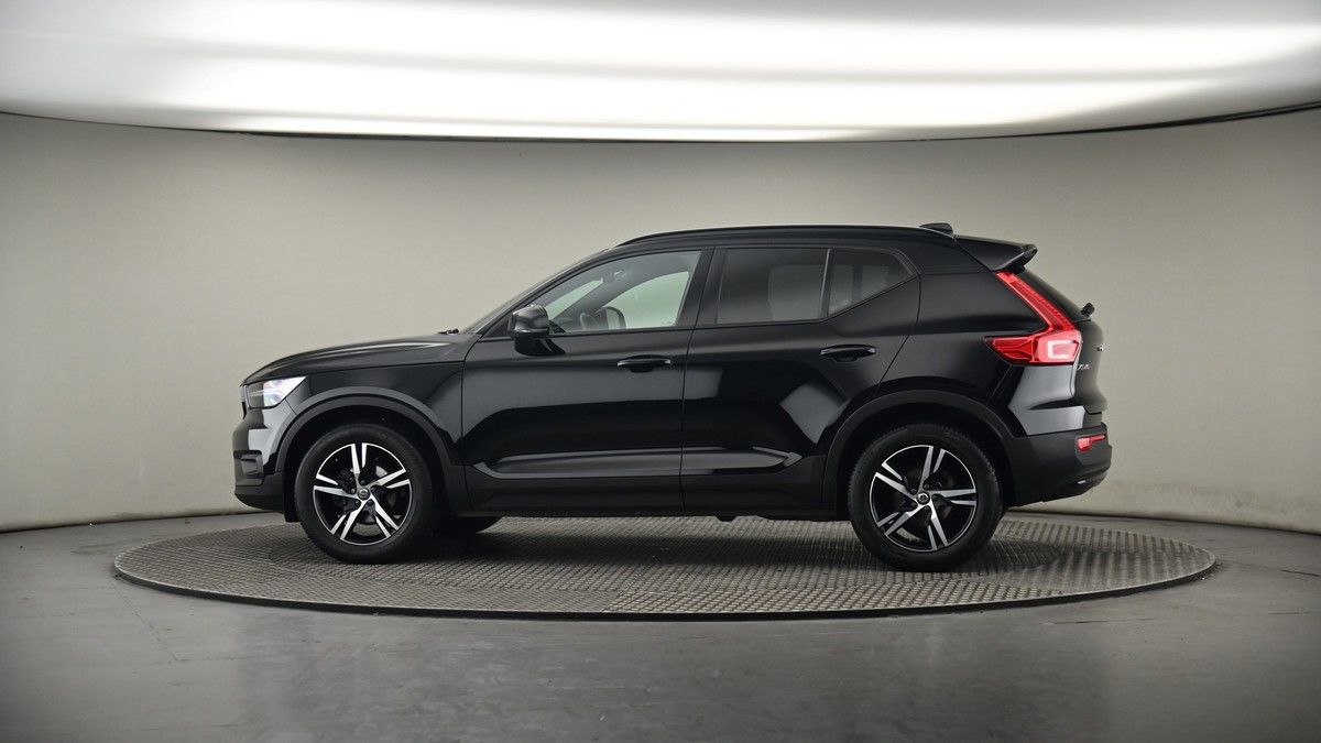 More views of Volvo XC40