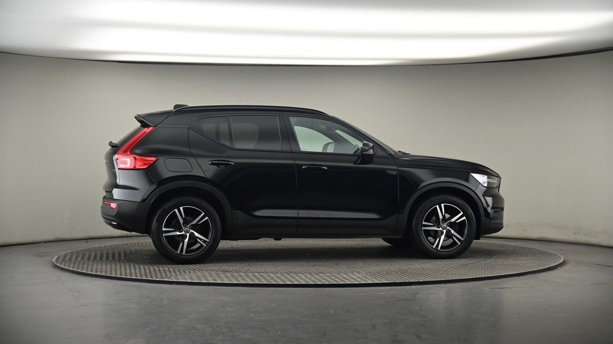 More views of Volvo XC40