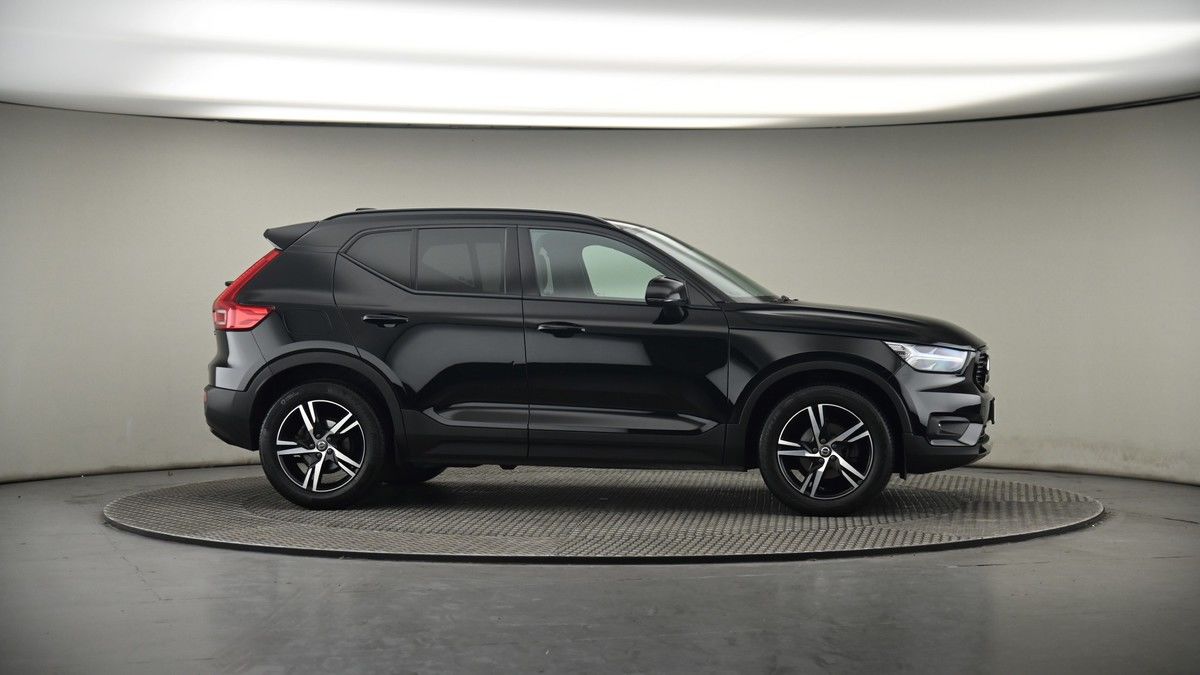 More views of Volvo XC40