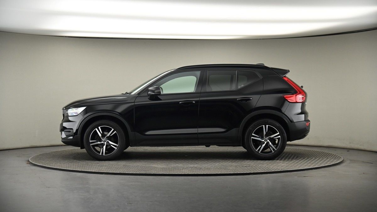 Volvo XC40 Image 19