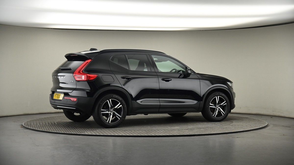 More views of Volvo XC40