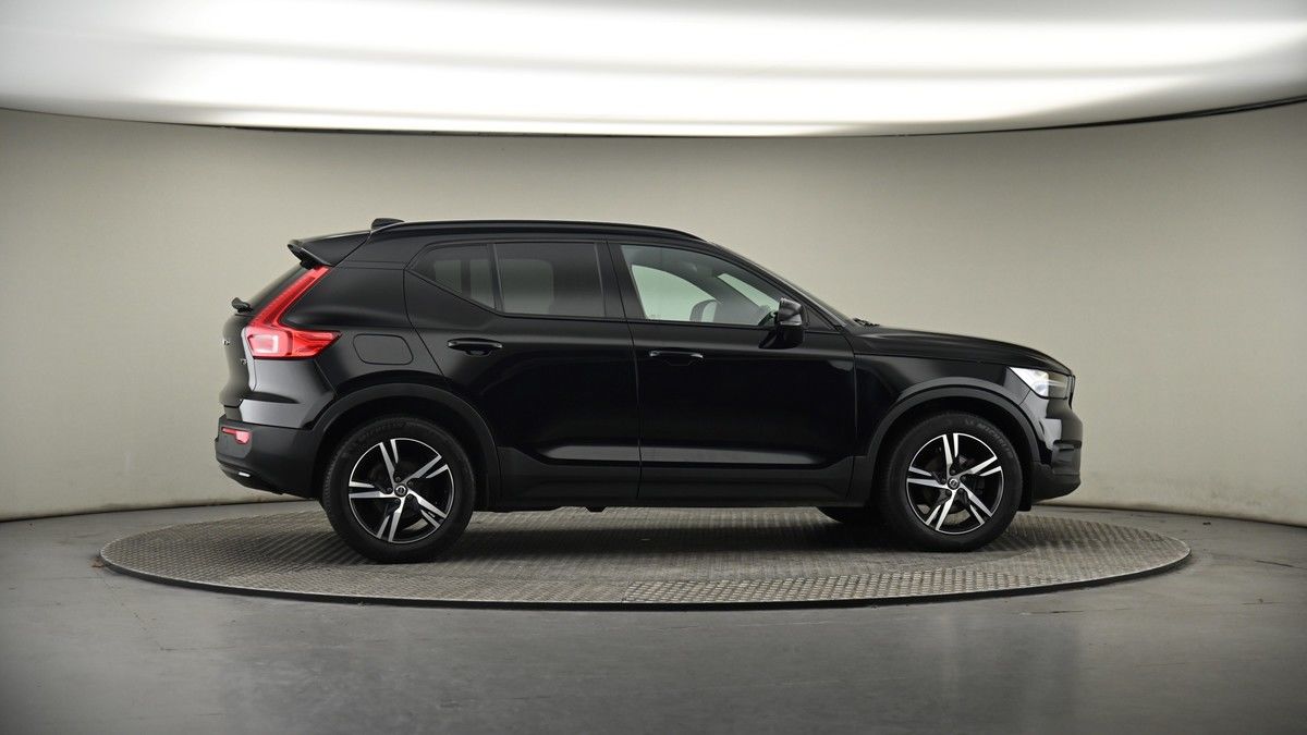 More views of Volvo XC40