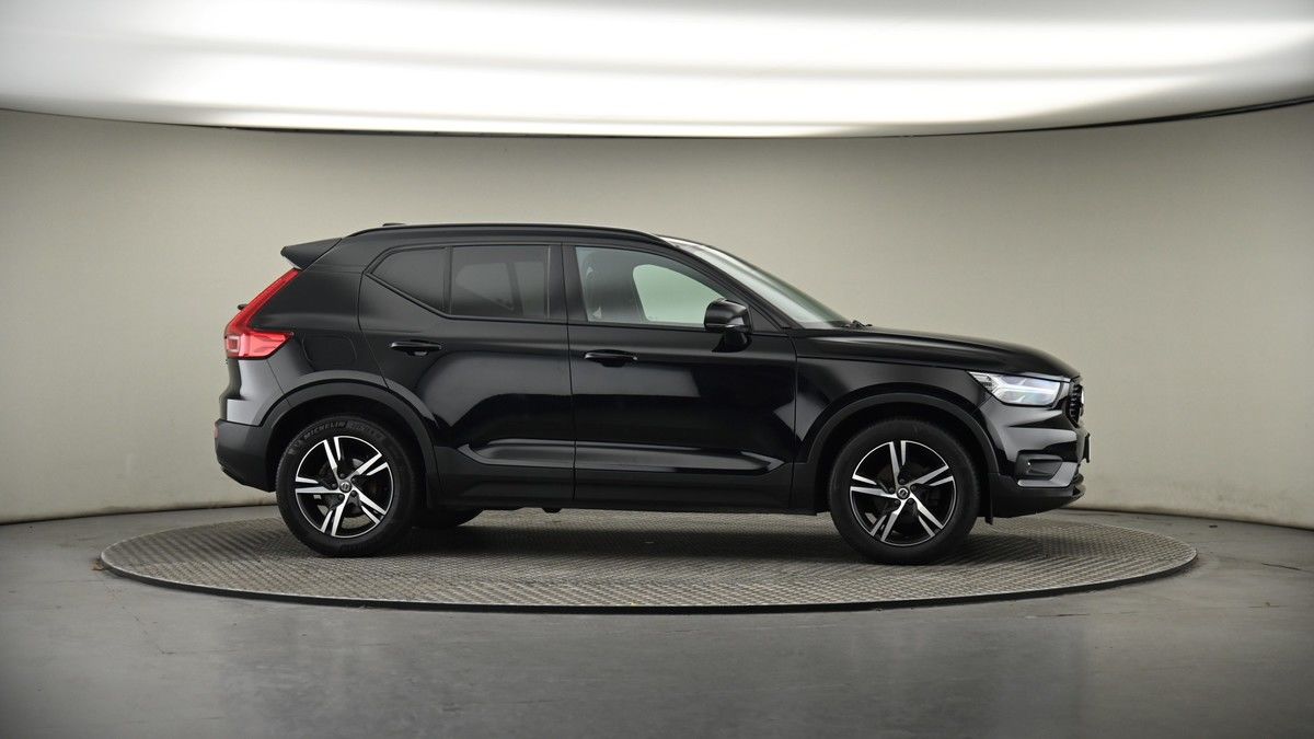 More views of Volvo XC40