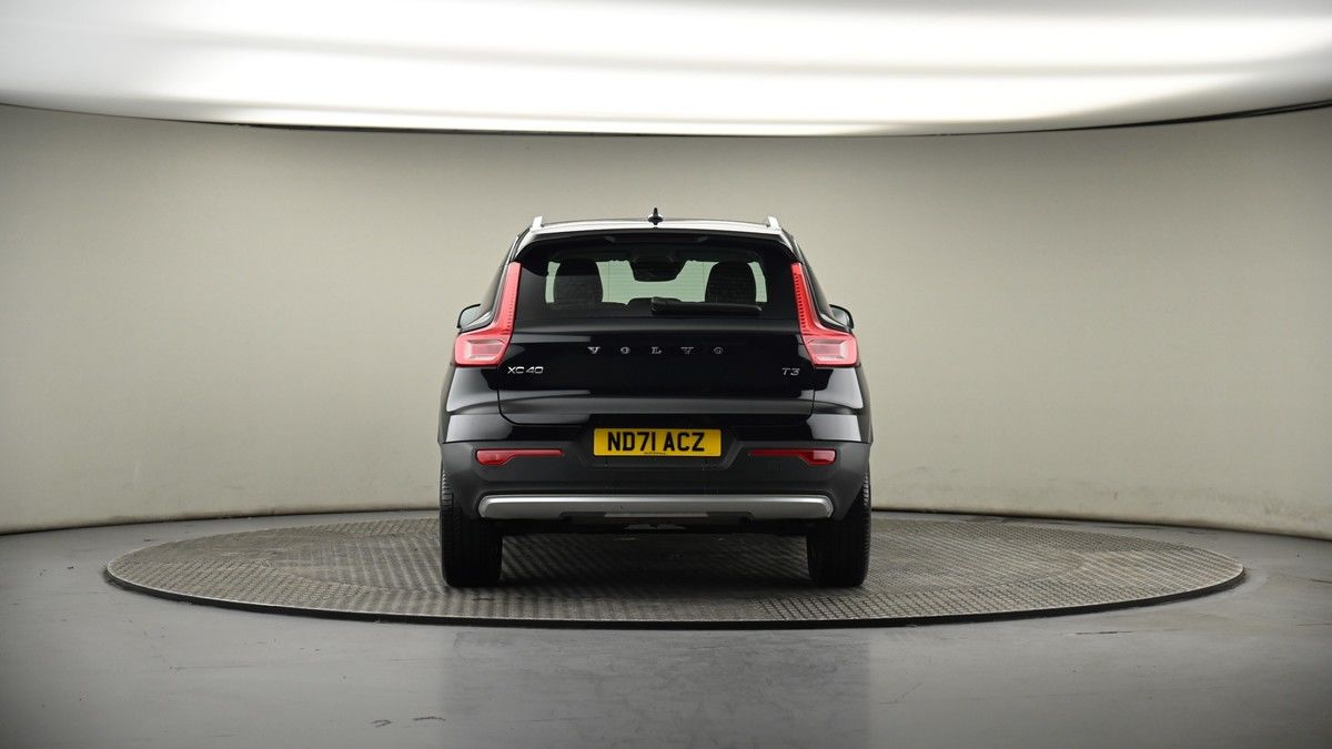 Volvo XC40 Image 17