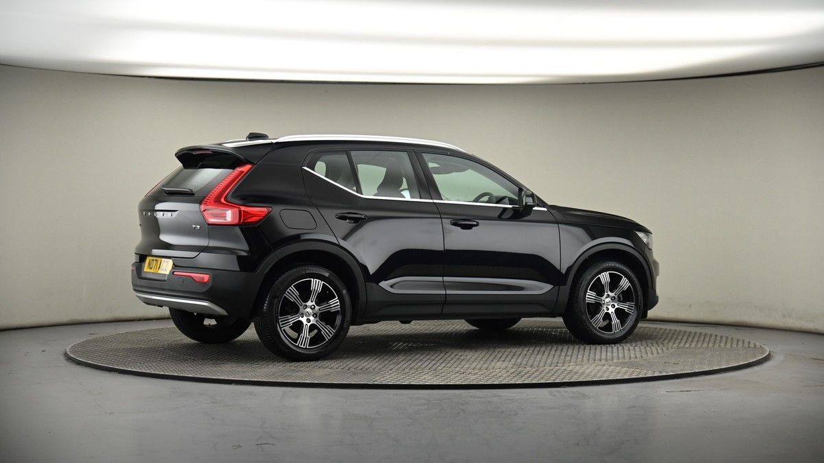 More views of Volvo XC40