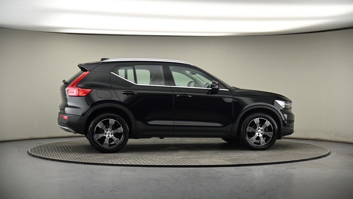 More views of Volvo XC40