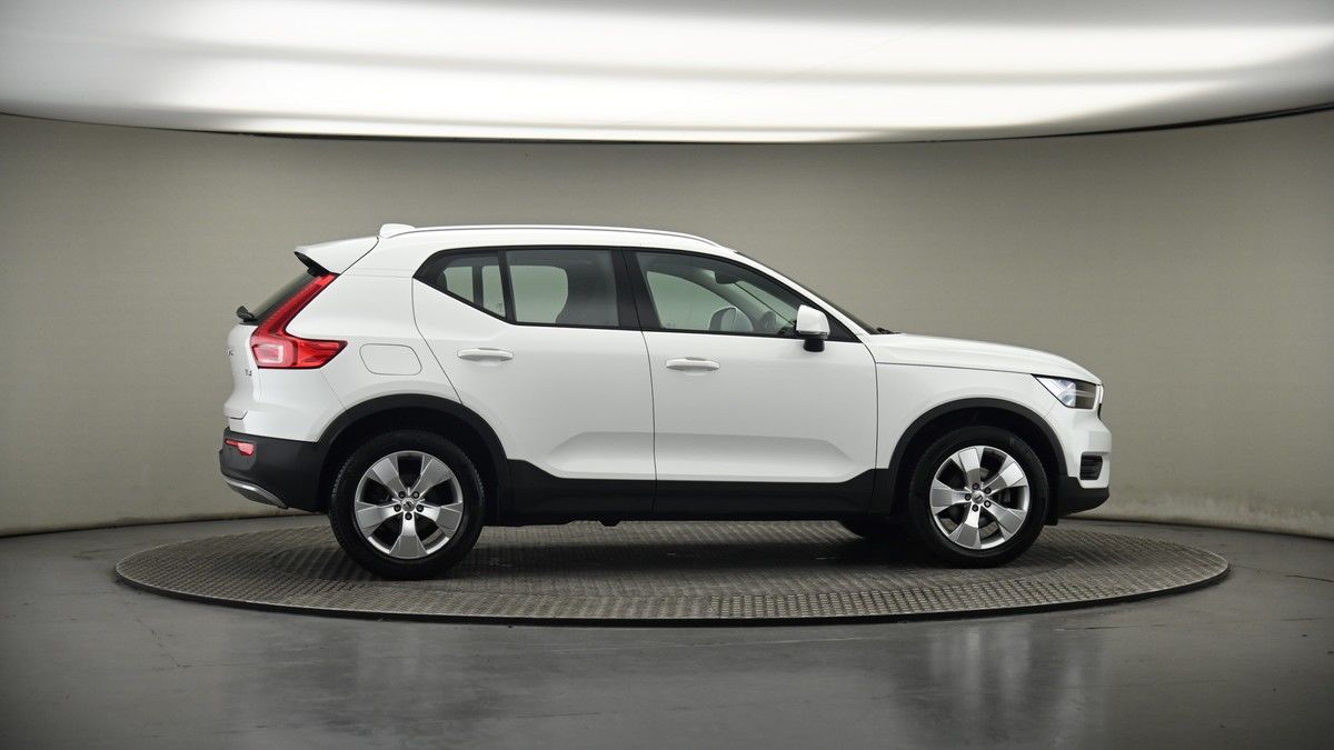 More views of Volvo XC40