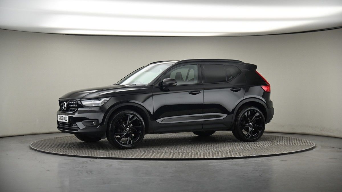 More views of Volvo XC40