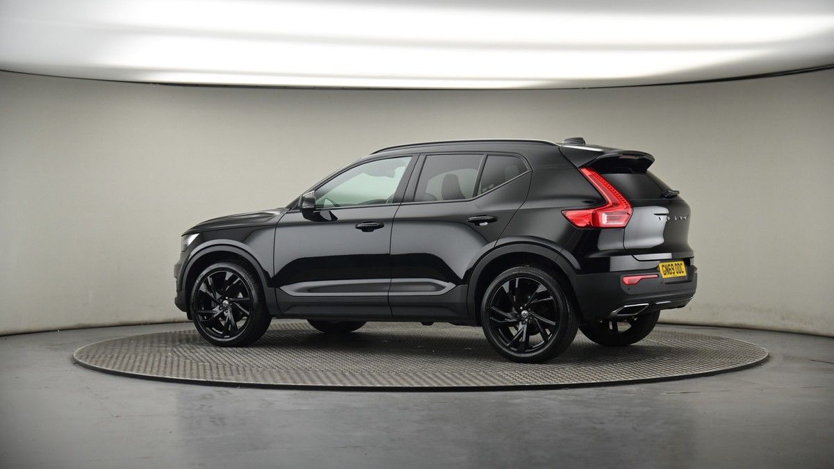 More views of Volvo XC40