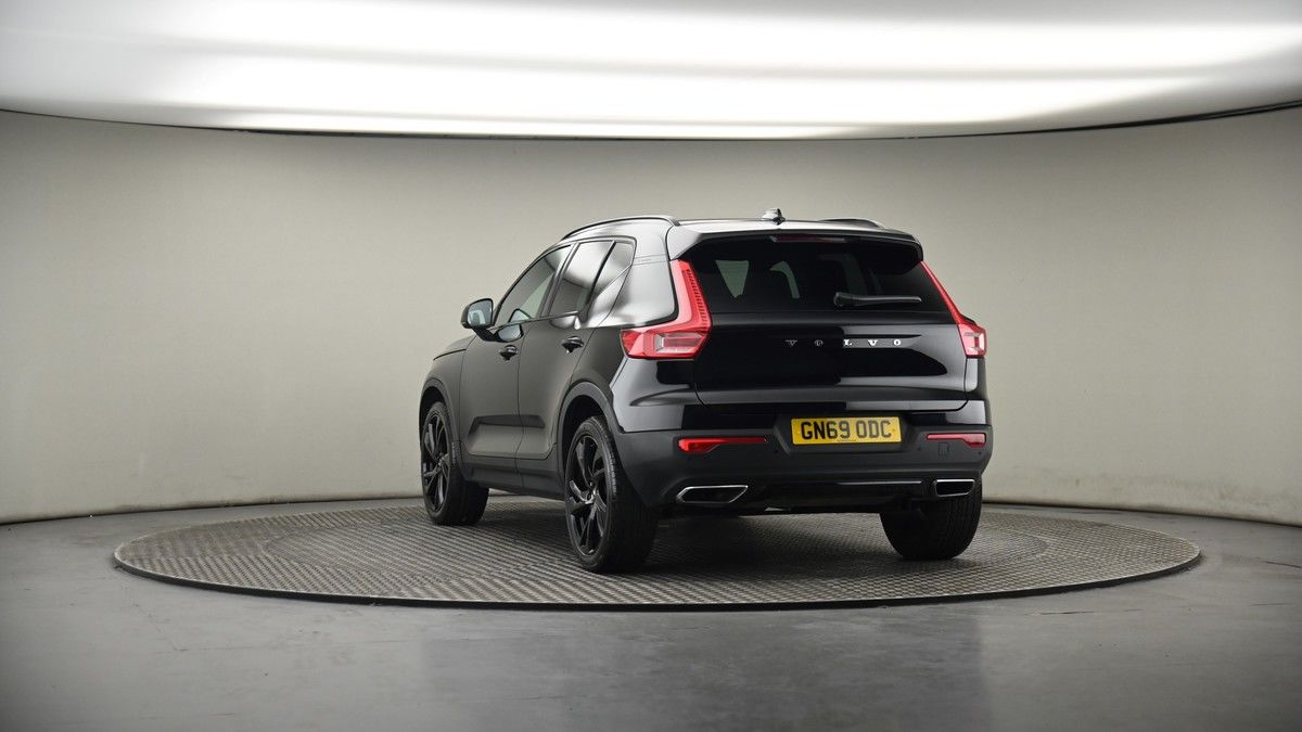 More views of Volvo XC40