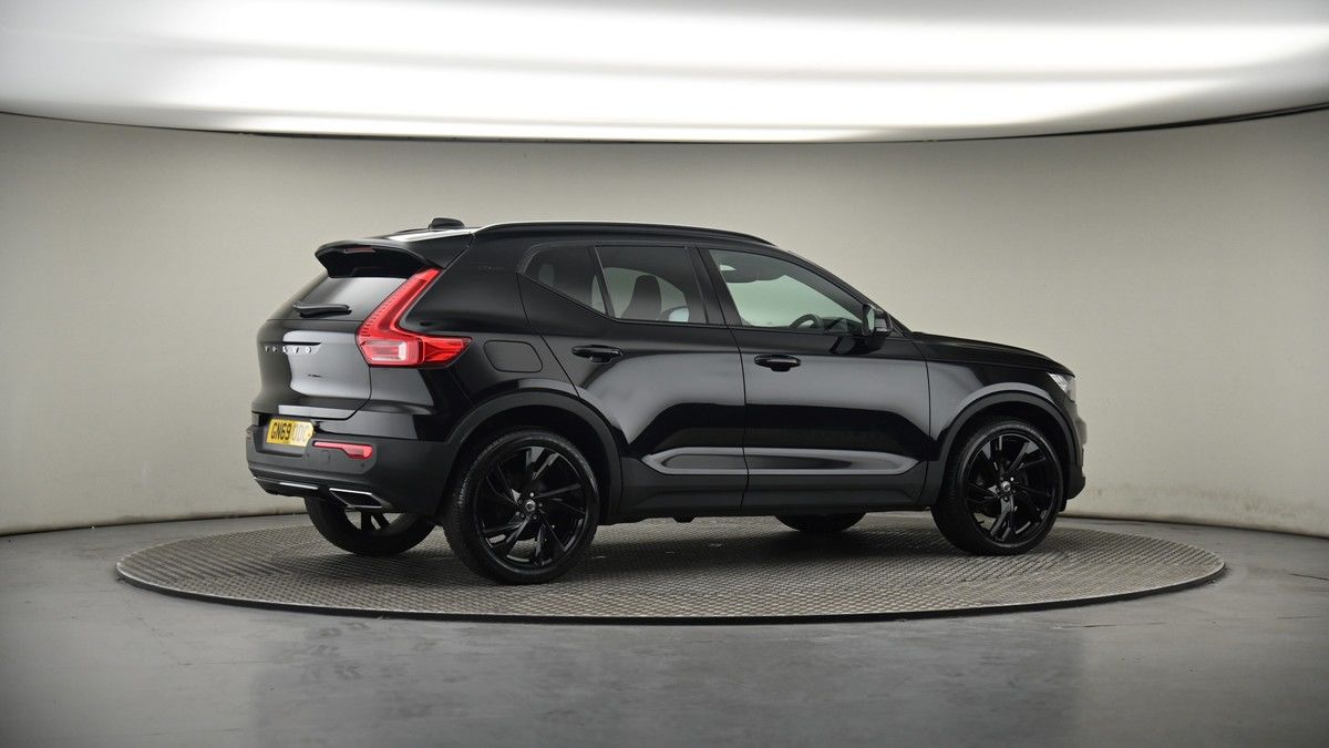 More views of Volvo XC40