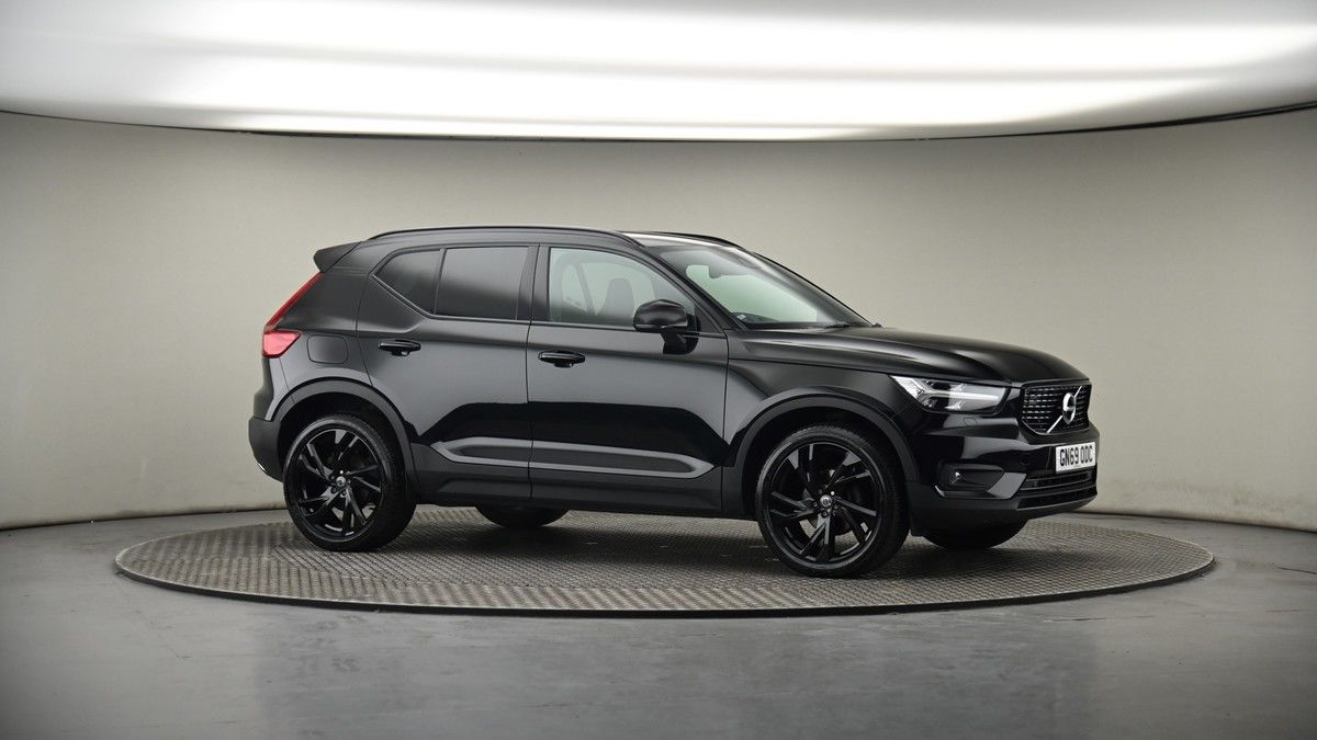 More views of Volvo XC40