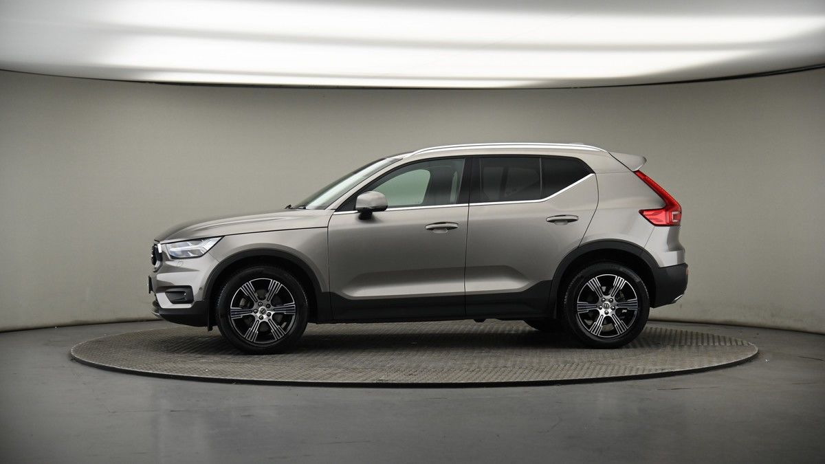 More views of Volvo XC40