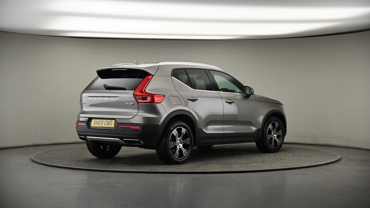 More views of Volvo XC40