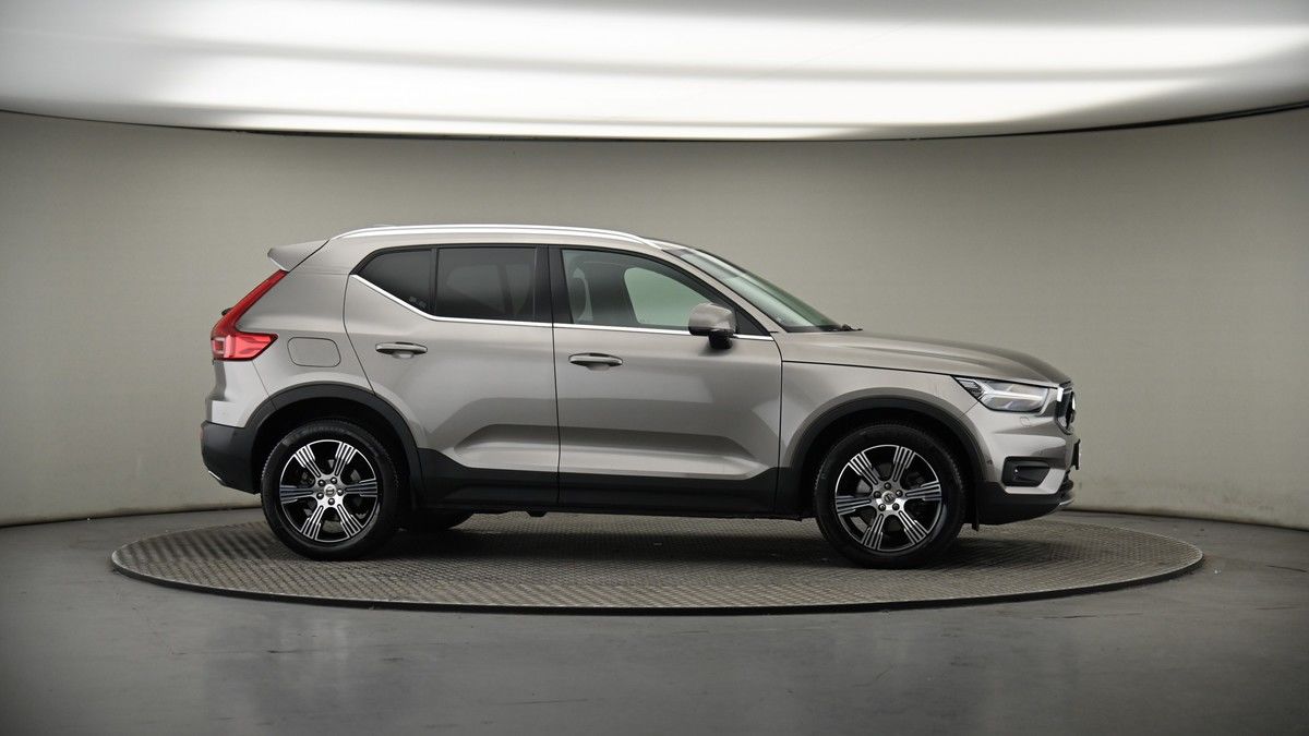 More views of Volvo XC40