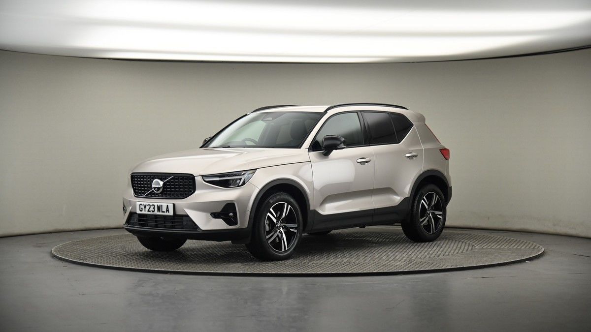 More views of Volvo XC40