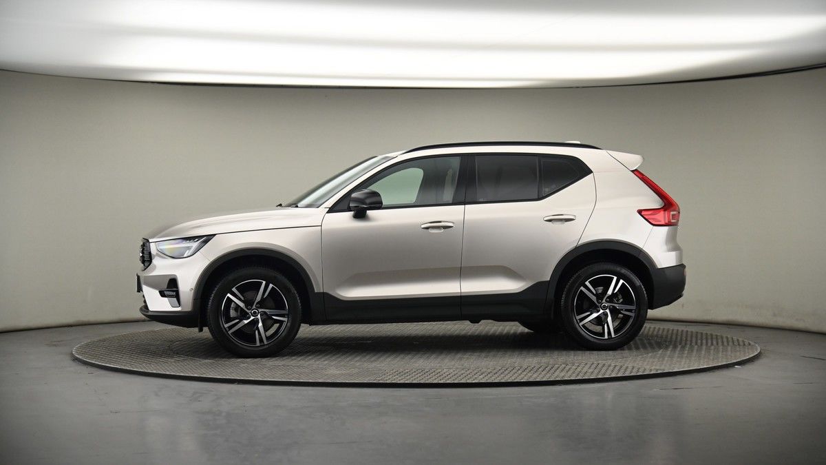 More views of Volvo XC40