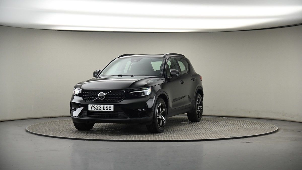 More views of Volvo XC40