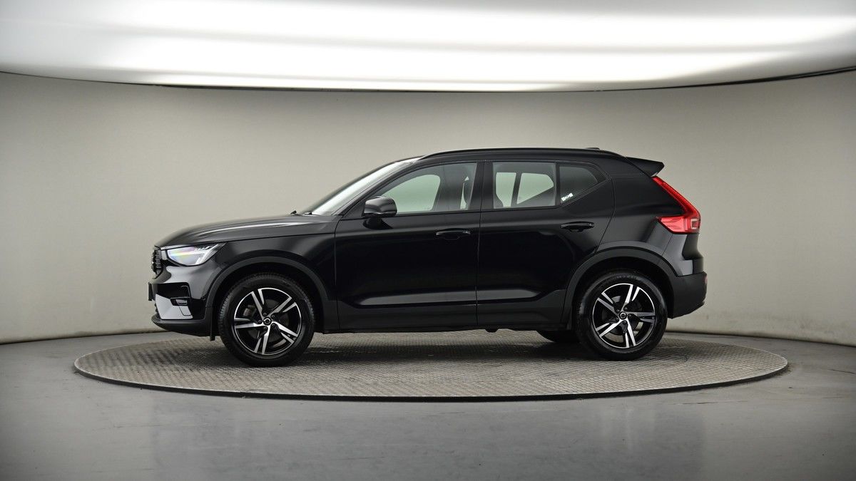 More views of Volvo XC40