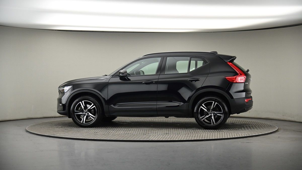 More views of Volvo XC40