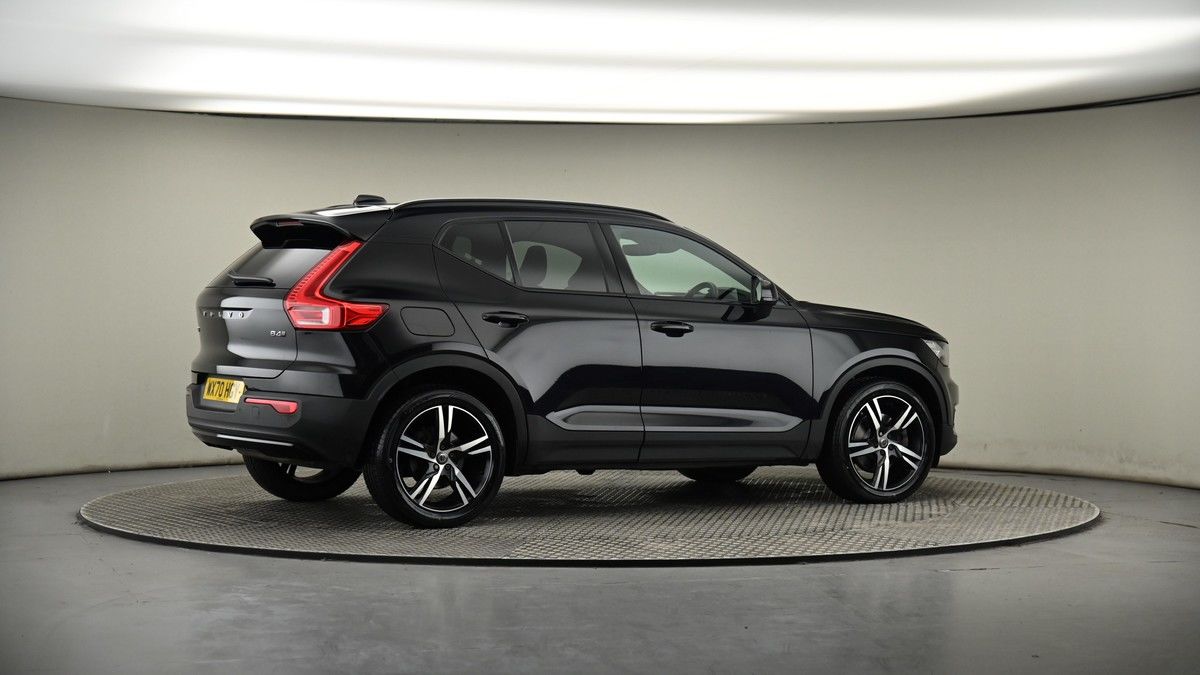 More views of Volvo XC40