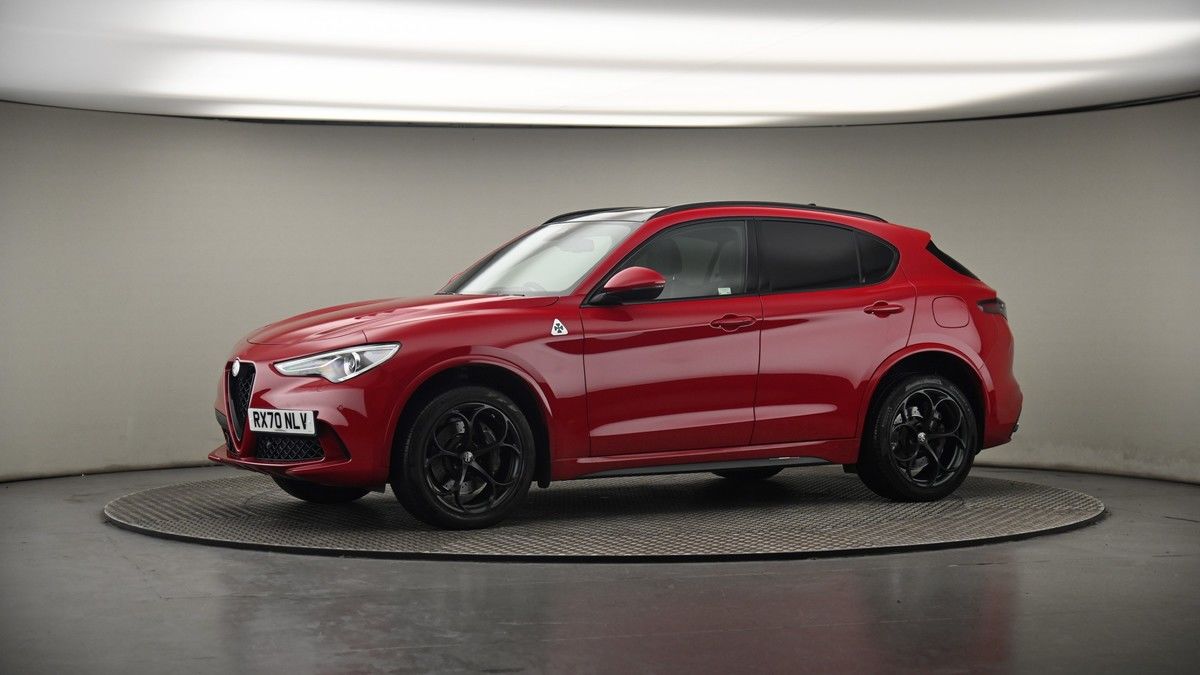 More views of Alfa Romeo Stelvio